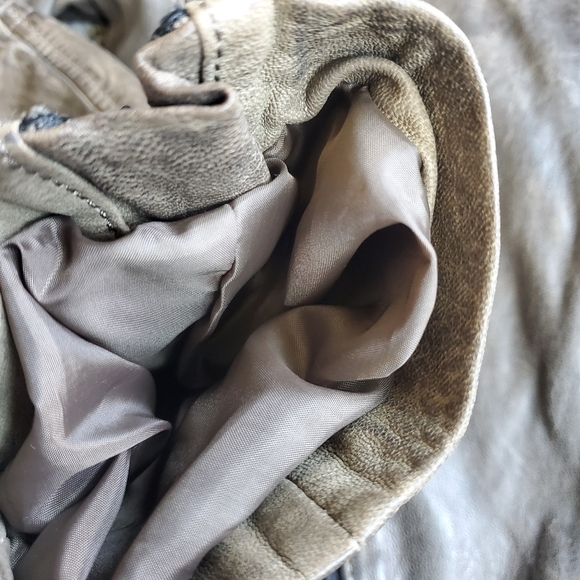 MAURITIUS Cove‎ Leather Jacket - Picture 9 of 15